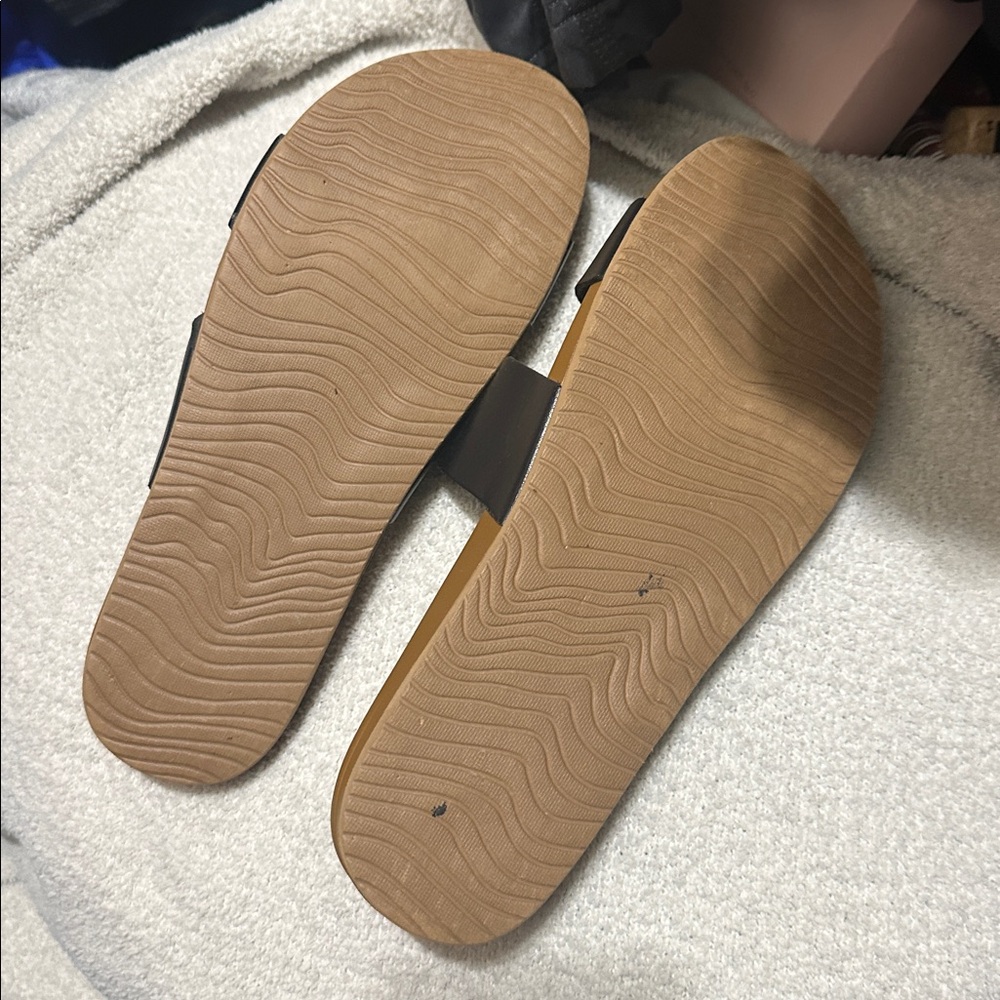 Reef Women's Black and Brown Slide Sandals - Picture 3 of 4